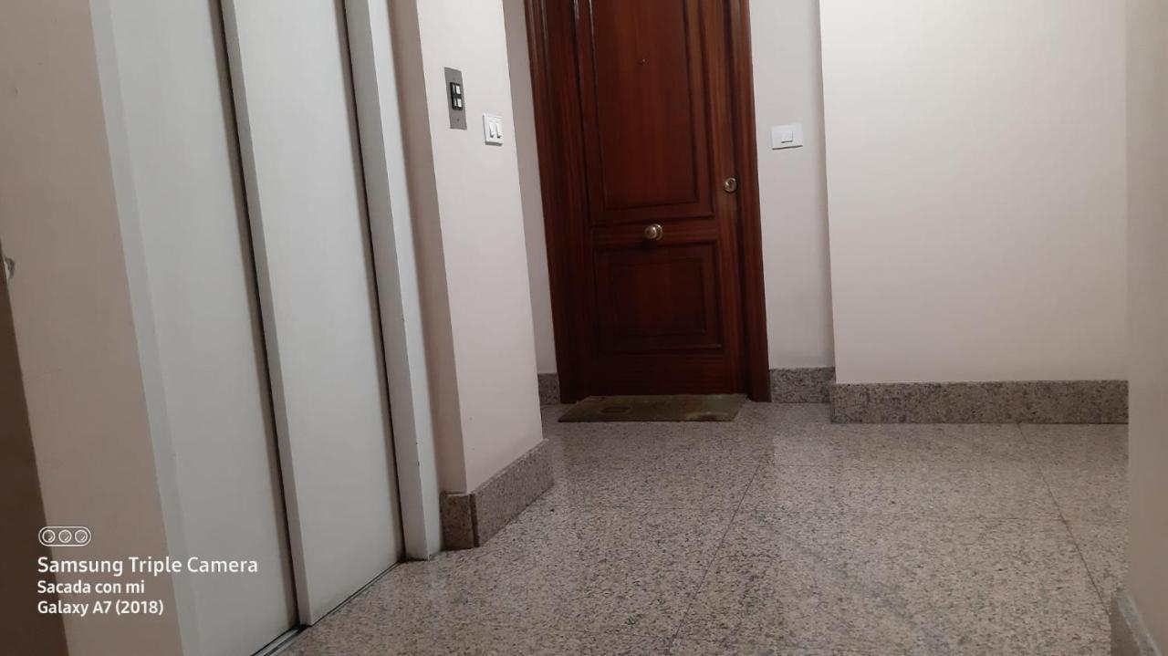 Apartamentos Virita Coqueto Apartamento Vacacional, Proximo A La Playa La Coruña Eksteriør bilde